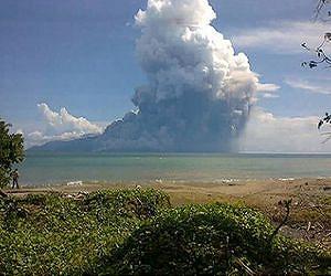 Evacuations from Indonesia island after volcano erupts