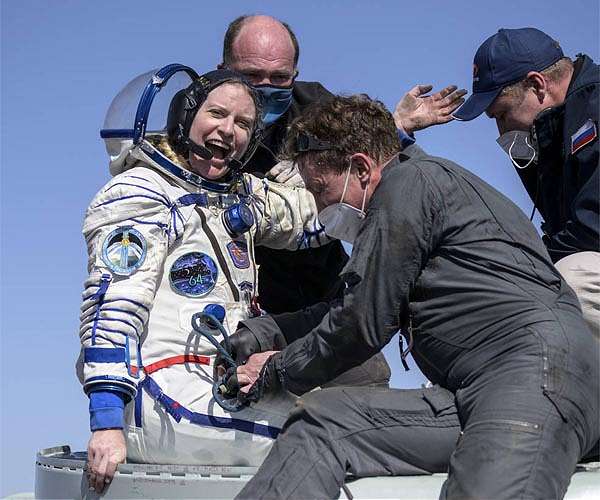 NASA astronaut, cosmonauts, land back on Earth from space station
