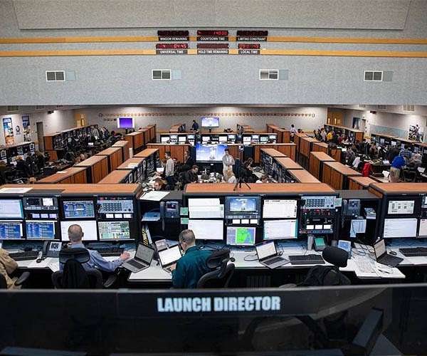 NASA certifies new launch control system for Artemis I