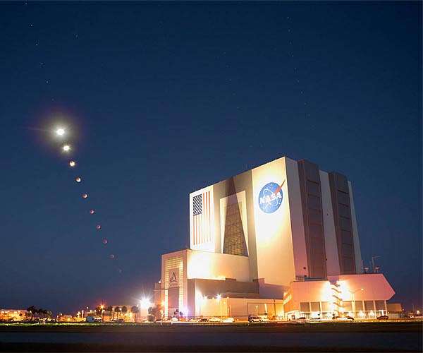 On space, poll shows most Americans support NASA's role, U.S. presence