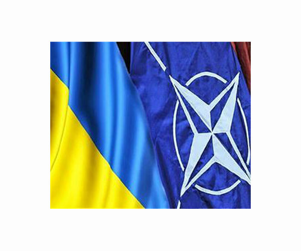 EUCOM chief thinks Ukraine could hold Russia off; NATO worried about buildup