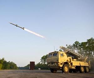 Raytheon's SLAMRAAM Completes First FMTV Launcher Test Firing