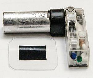 Polymer capacitor dazzles flash manufacturer