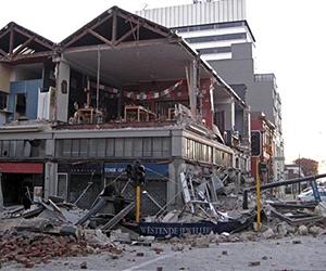 New Zealand extends emergency in quake-hit Christchurch