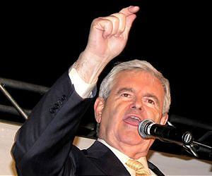 U.S. Presidential Hopeful Promises Moon Base by 2020