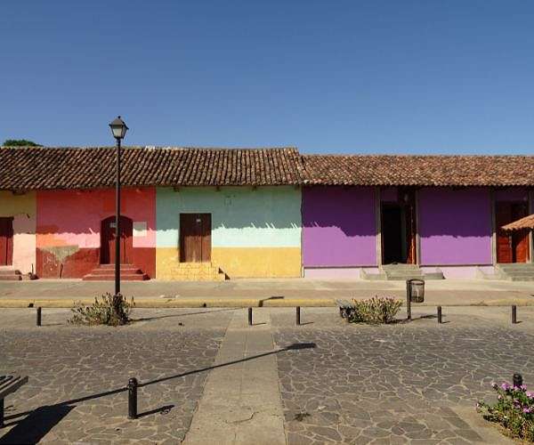 Nicaragua breaks ground on housing construction with aid from China