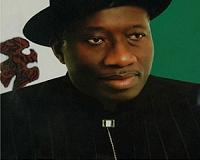 Nigerian president quits voting station after tech glitch