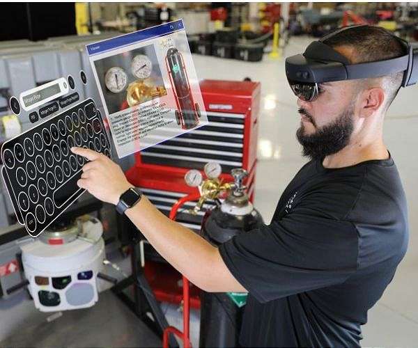 Revolutionizing military aircraft maintenance: Northrop Grumman's new digital solution