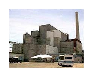 Problems at nuclear waste plant described