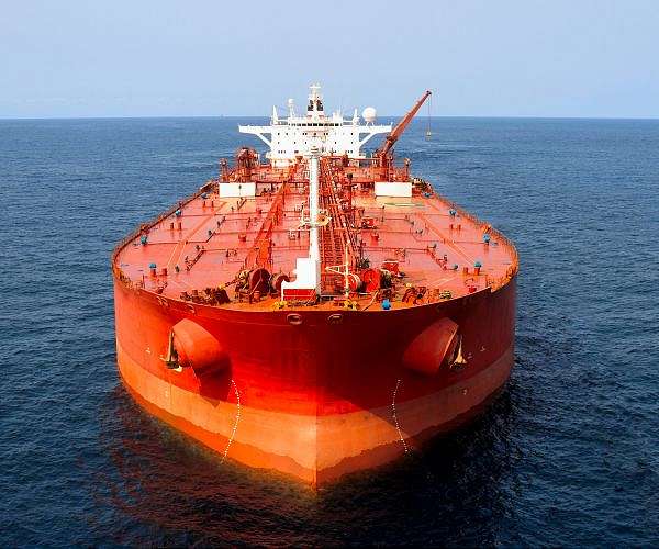 Oil tanker hit by missile off Yemen