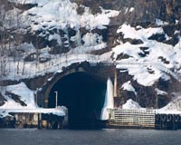 Russian ships in old Arctic NATO base set alarms bells ringing