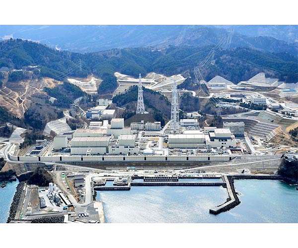 Tsunami-hit Japanese nuclear reactor gets restart approval