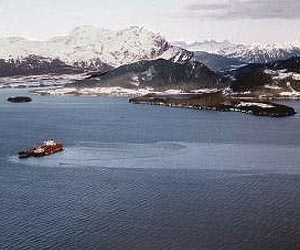Exxon Valdez oil trapped beneath sand
