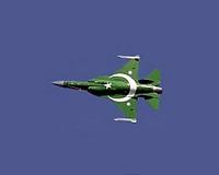 Pakistan, China building JF-17B prototype