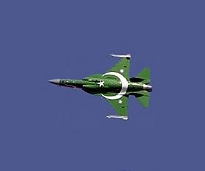 Pakistan jet fighters kill 20 militants: officials