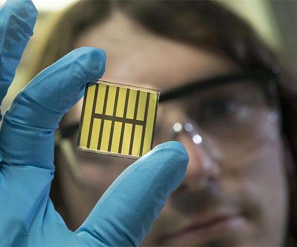 Shedding light on perovskite films