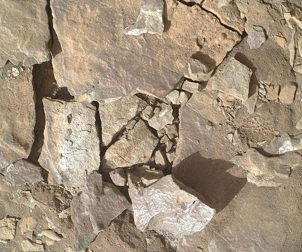 A broken rock won't break our Team