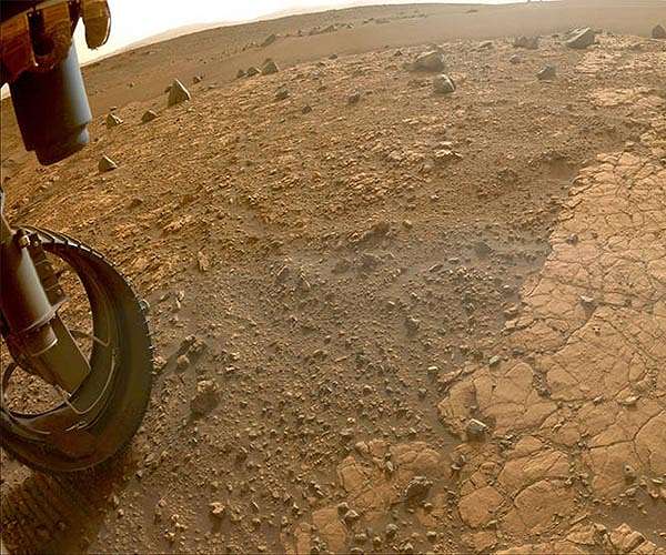Perseverance investigates intriguing Martian bedrock