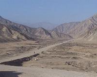Rocks lining Peruvian desert pointed to ancient fairgrounds