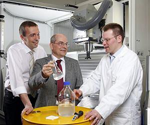 Improved lubrication without oil
