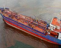 Stricken ship refloated after Solomons oil spill