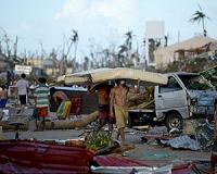 Corpses still being found in Philippine typhoon zone