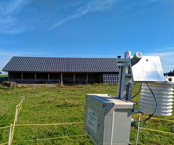 Air quality models can improve the accuracy of forecasts of daily solar power production in the future