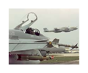 Canada mulls replacing aging CF-18 jets