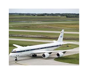 DC-8 Flying Lab Validates Laser Instruments