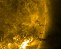Astronomers find solar storms behave like supernovae