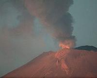 Mexico volcano belches fiery cloud