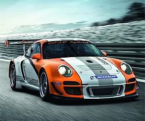 World's first hybrid GT race car makes green sexy