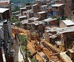 Under-fire UN summit issues environment, poverty blueprint