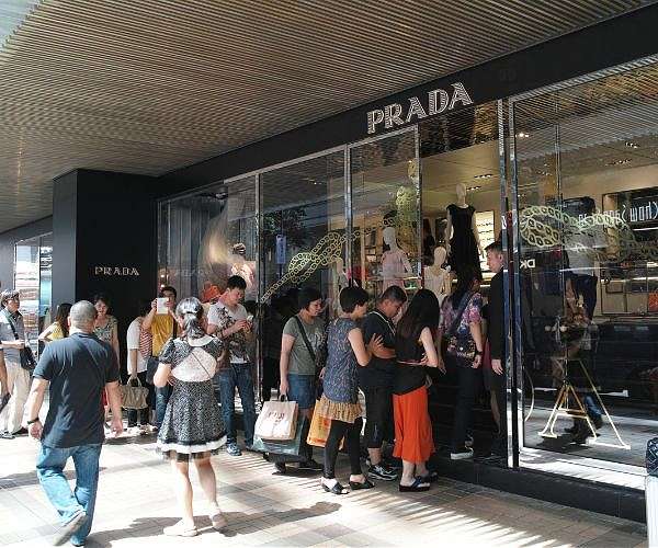 Recovering China sales boost profits at Prada