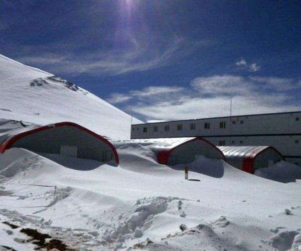 Innovative Solutions for Field Research in Extreme Environments