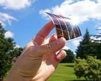 Reducing open-circuit voltage loss in organic solar cells