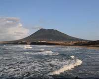 New research reveals how water in the deep Earth triggers earthquakes and tsunamis