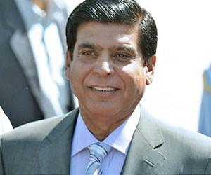 Pakistan PM told to reopen corruption case