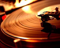 Sony unveils turntable to put vinyl on computer