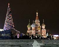 Red Square bash masks military ills: analysts
