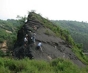 Rethinking early atmospheric oxygen