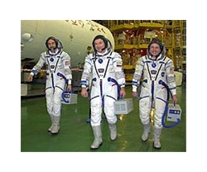 Cosmonauts Earn 150000 Dollars A Mission