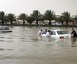 Heavy rains, hail spark floods in Riyadh