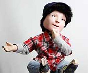 Robots learn to take a proper handoff by following digitized human examples