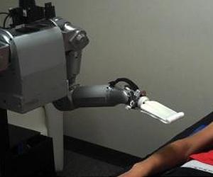 How Do People Respond To Being Touched By A Robot