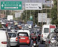 Italy in car clampdown as freak weather creates killer pollution