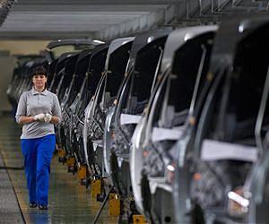 AvtoVAZ Boss Quits Ahead of Space Industry Job