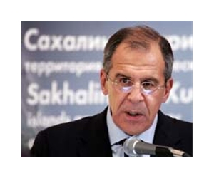 Russia hails nuclear pact, but warns on US missile defence