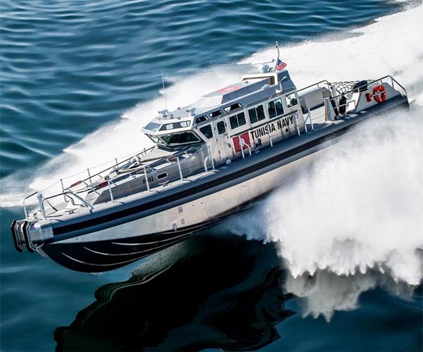 Divers from Tunisian, U.S. navies conduct first joint exercise in a decade