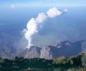 Volcano showers sand and ash over Guatemala: institute